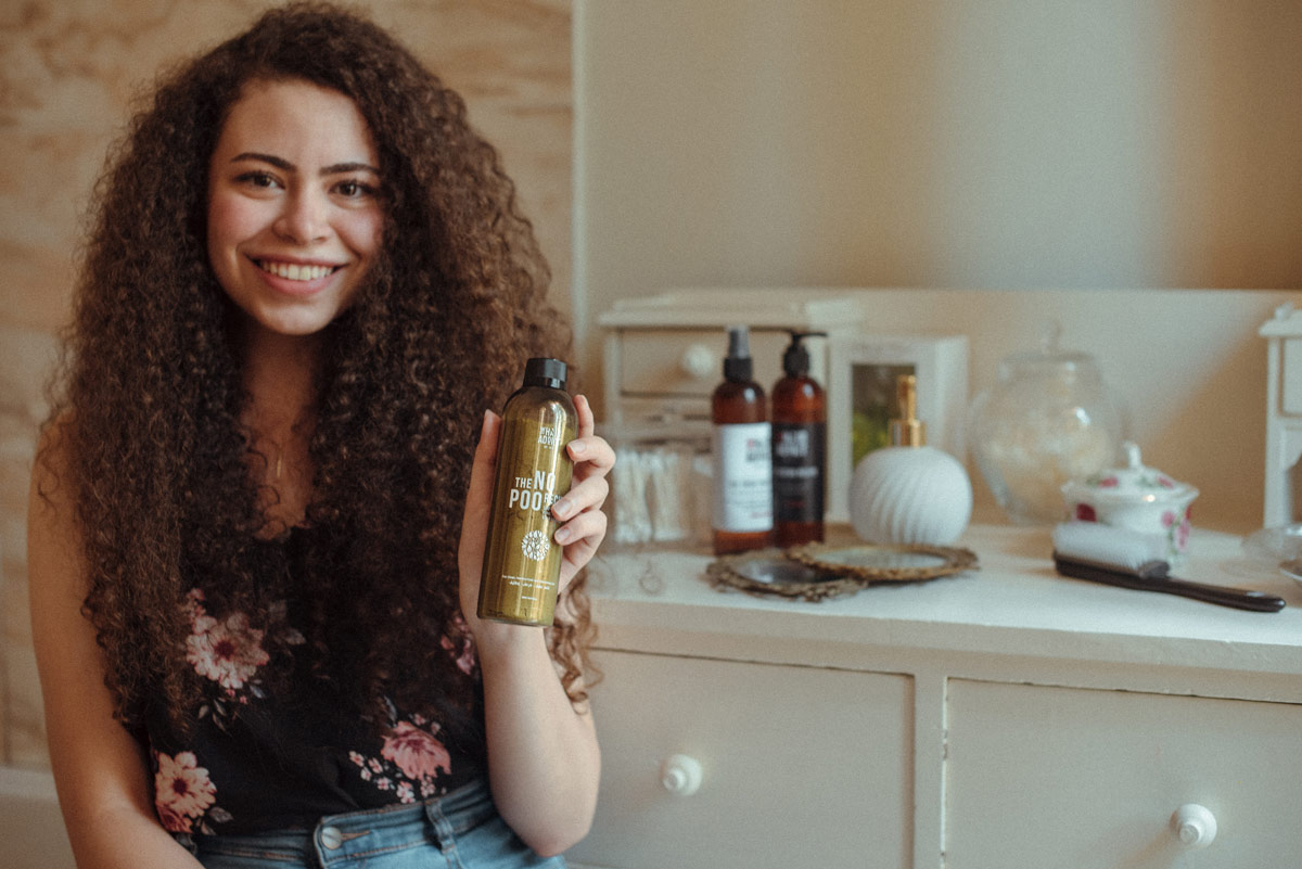 The 4 Best Organic Natural Shampoo For All Hair Types
